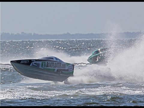 High-Speed Thrills: Boat Racing Team Dominates Race Day! #powerboat #racing #boating